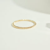 Twist Ring