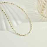 Dainty Classy Pearl Necklace