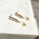 Venus Pearl Earrings