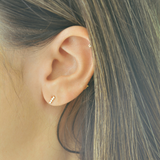 Dots Bar Stud Earrings 6mm