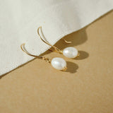 The Pearl Earrings