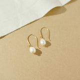 The Pearl Earrings