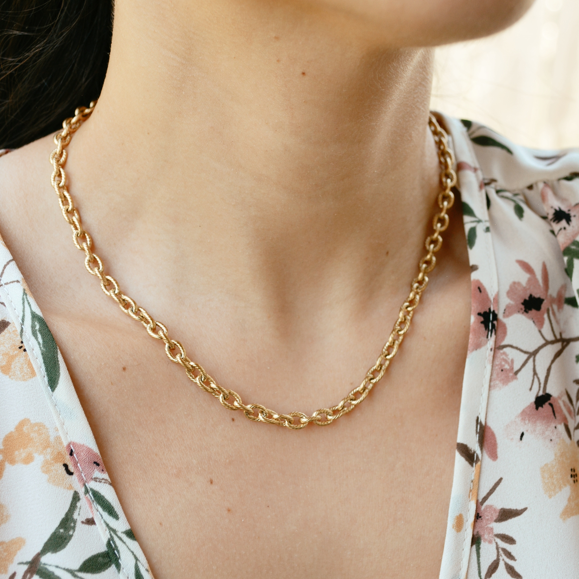 gold chain necklace