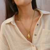pearl pendant necklace