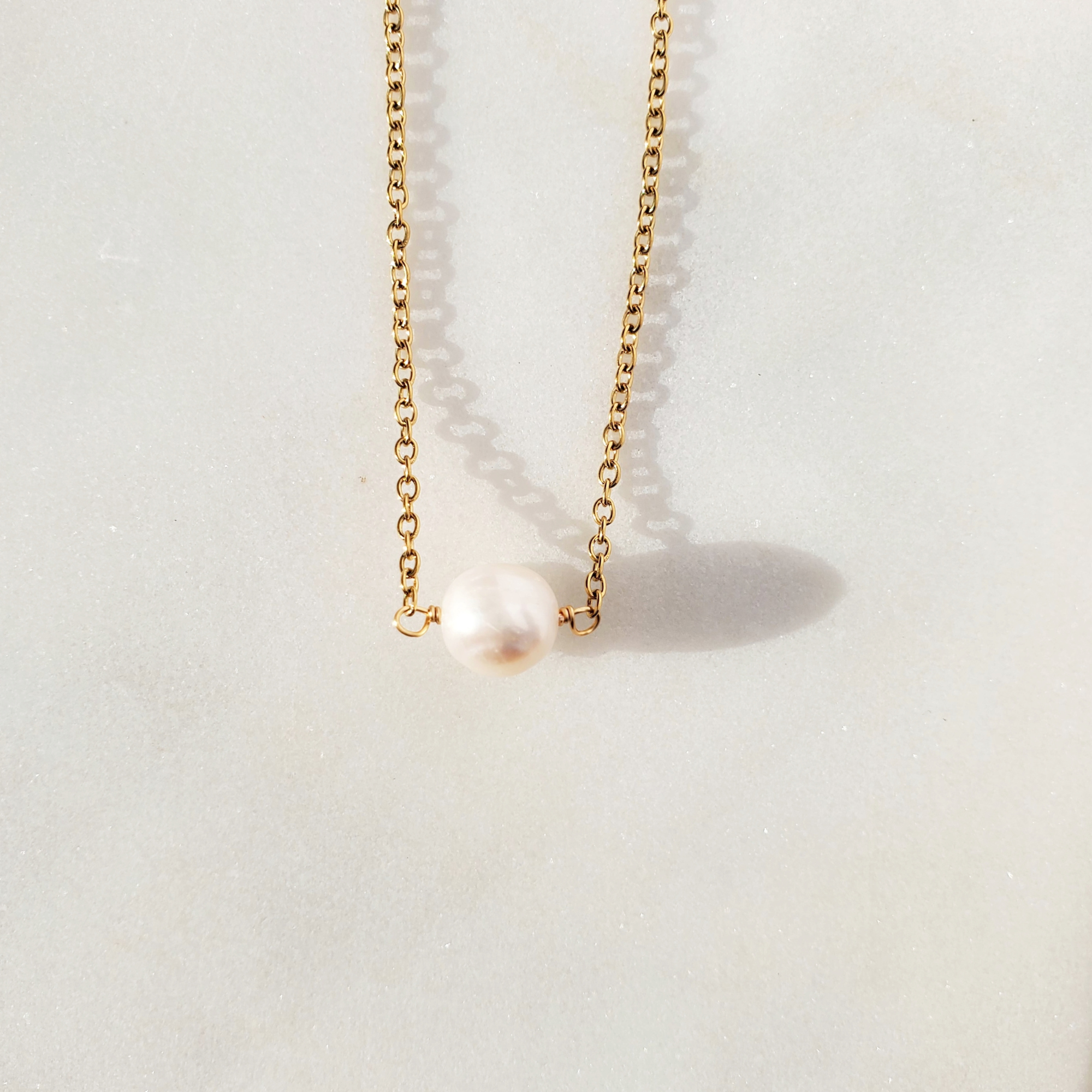 Floating Pearl Necklace