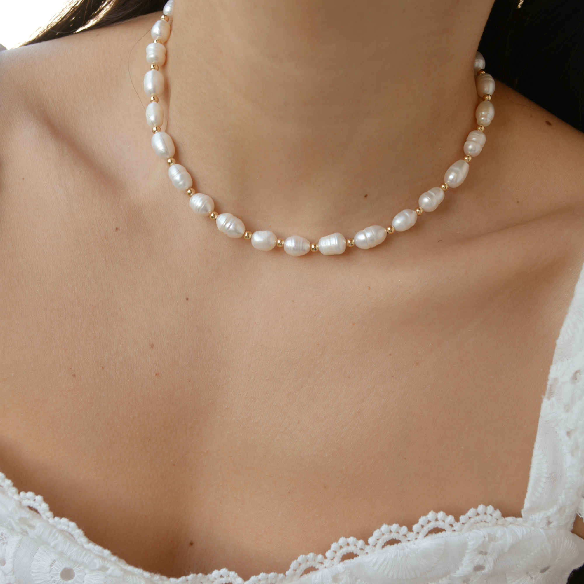 chunky pearl necklace