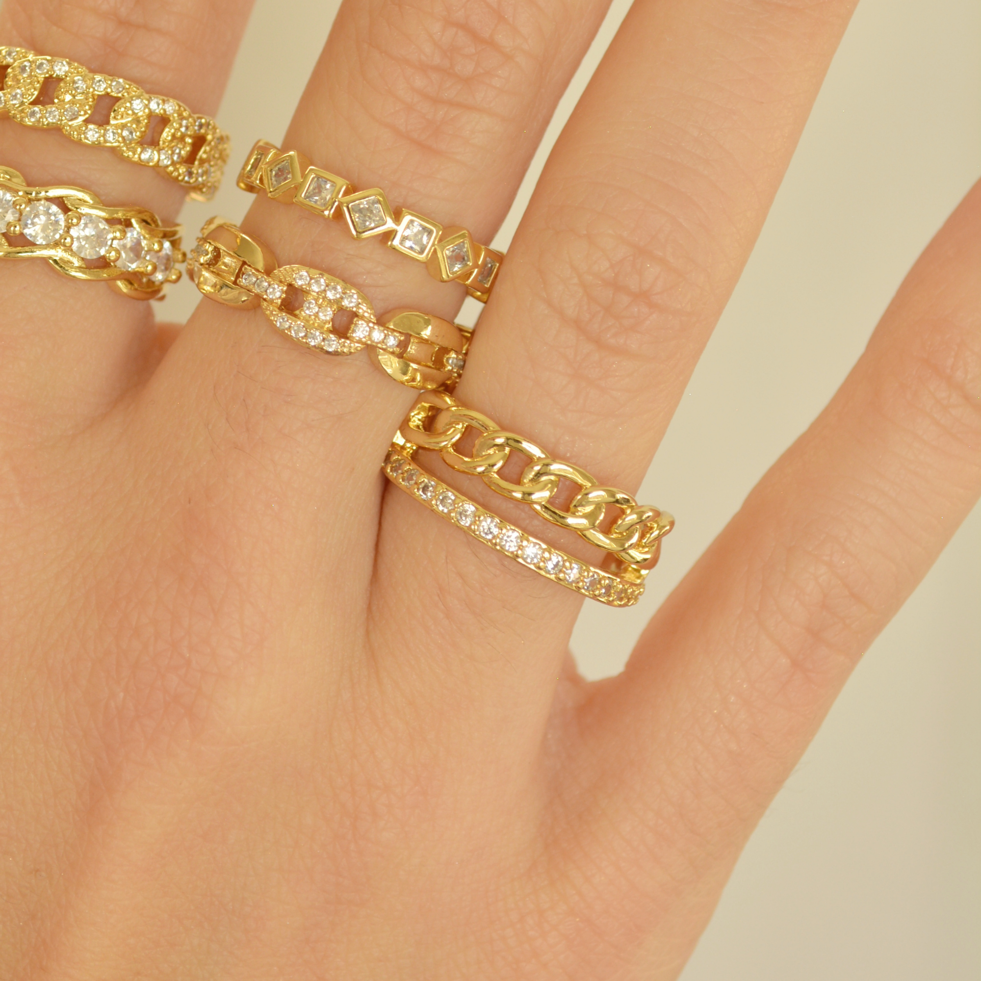 Double Ring Band